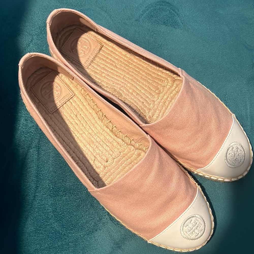 Brand new never worn Tory Burch Espadrille Flats